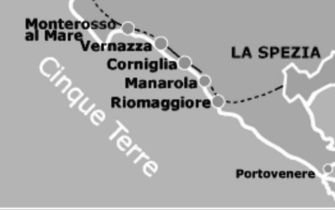 Scalinata Vernazza Little House La Spezia Bagian luar foto